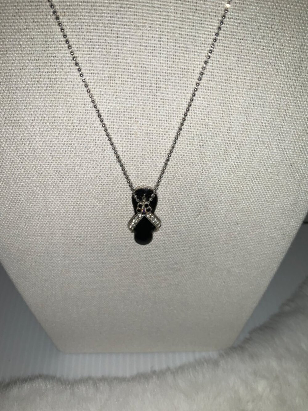 Hawaii Crystal Rhinestone Flip Flop Necklace in Black